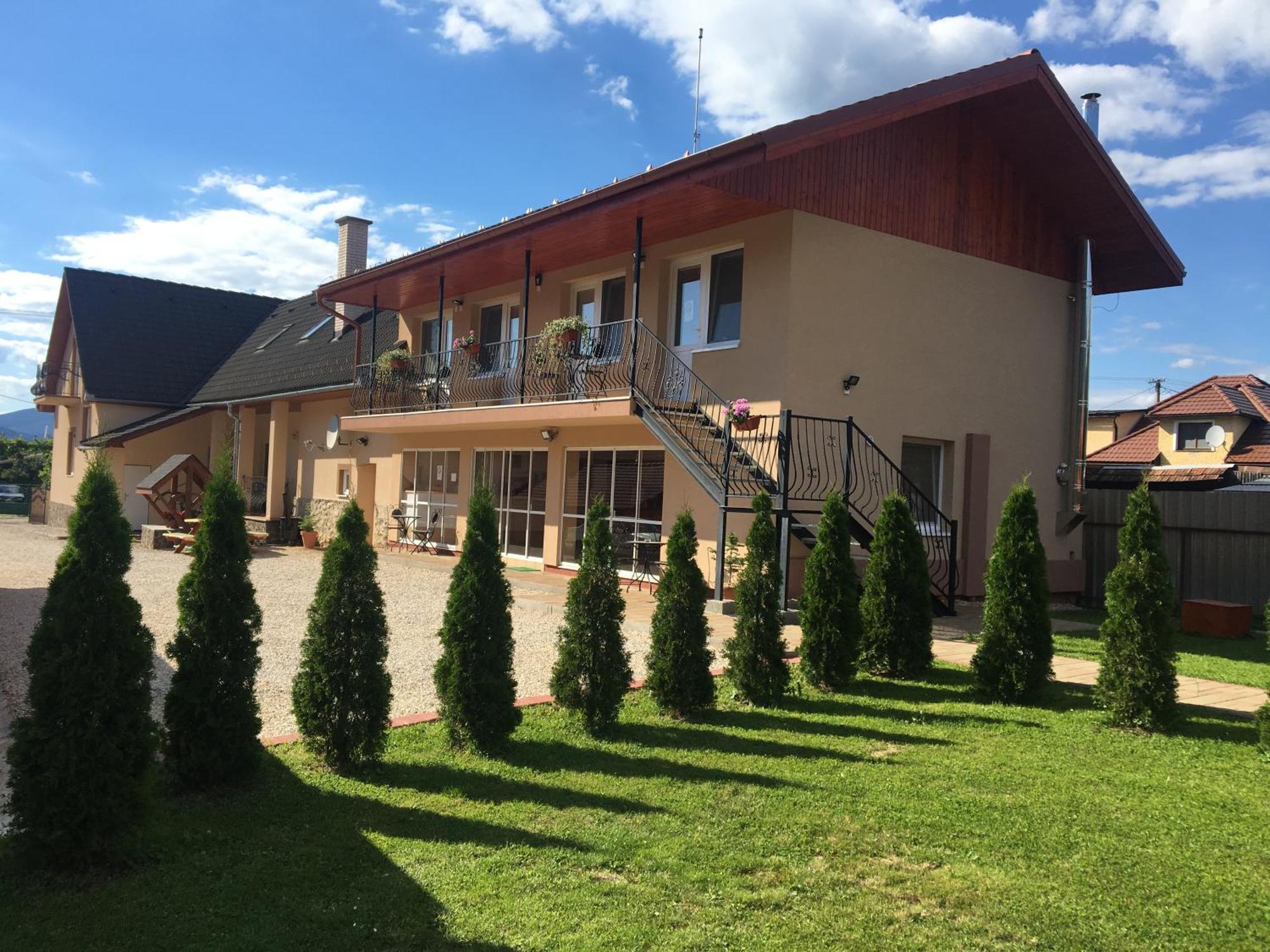 Penzion Bernath Rožňava Εξωτερικό φωτογραφία